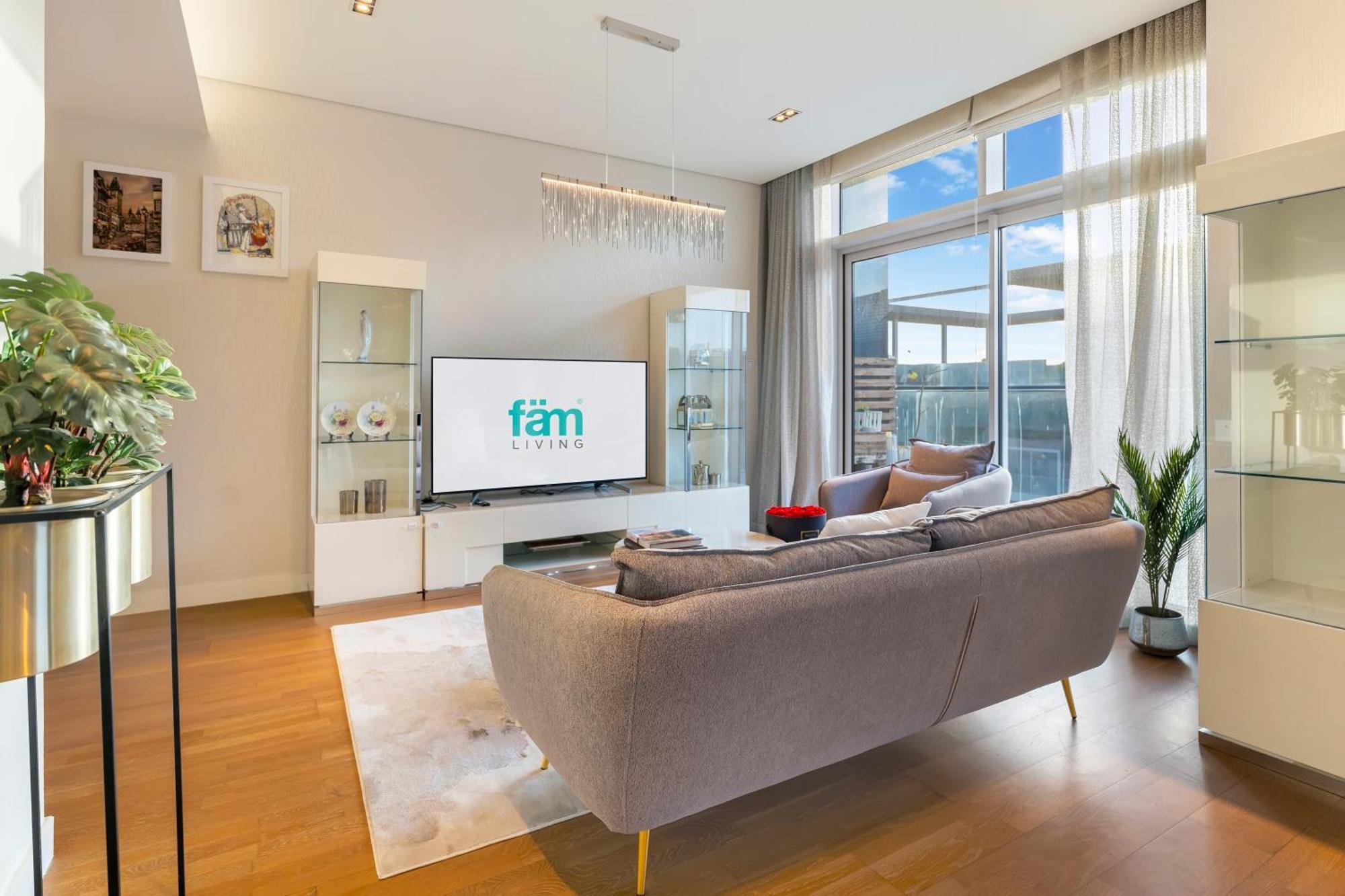 Appartamento Fam Living - City Walk - Opulent Living Dubai Esterno foto