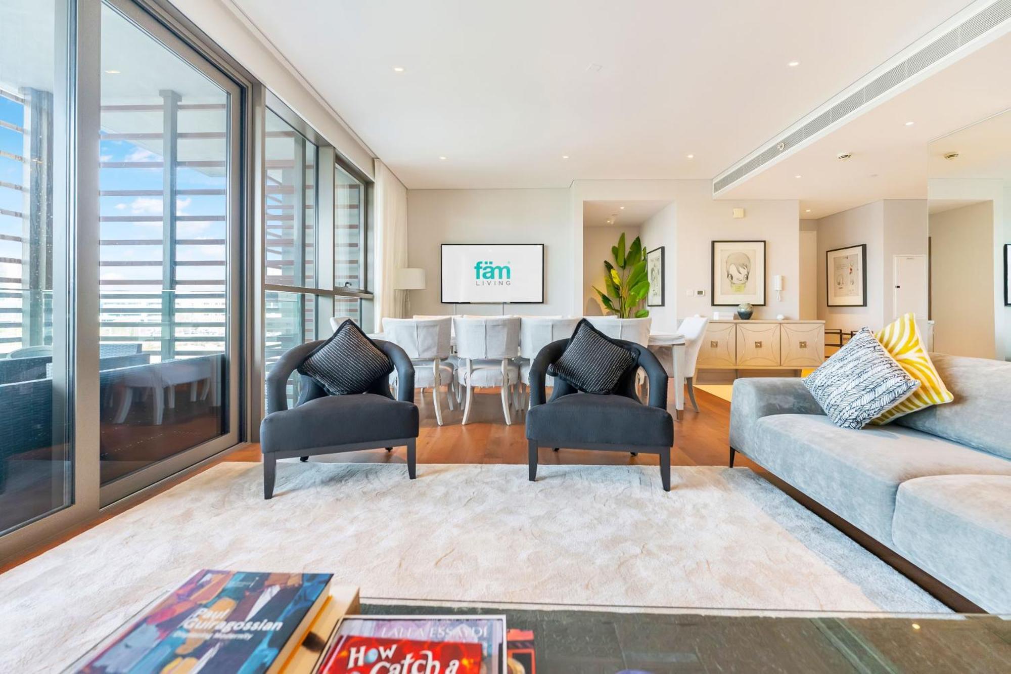 Appartamento Fam Living - City Walk - Opulent Living Dubai Esterno foto